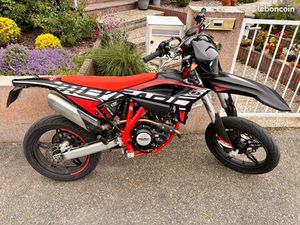 BETA 125 SUPER MOTARD 4T