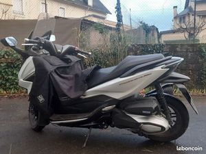 SCOOTER HONDA FORZA 350