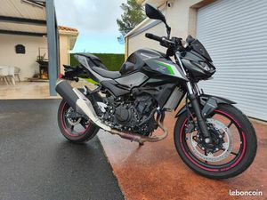 KAWASAKI Z500