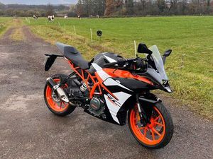 KTM 390 RC