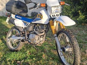 SUZUKI 125 DR