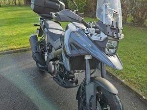 V STROM 1050 DL