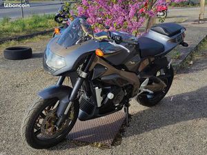 APRILIA TUONO 1000