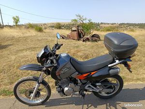 HONDA 650 NX DOMINATOR 1997