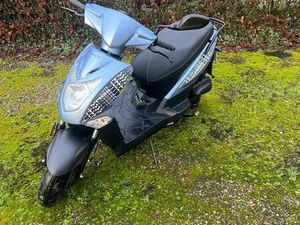 VENDS KYMCO AGILITY