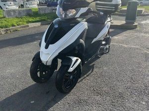 PIAGGIO MP3 300 LT YOURBAN TRÈS PROPRE