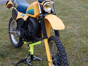 175PE ANNÉE 83 TBE AVEC CG