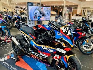 BMW M1000RR ALPHA RACING FSBK SUPERBIKE NEUVE