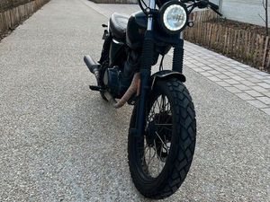 MOTO BRIXTON 125