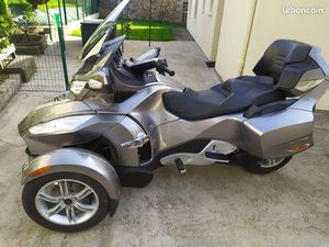 CAN-AM SPYDER RT