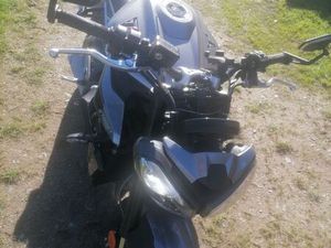 VEND TRIUMPH STREET TRIPLE 765 R