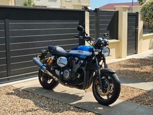 MOTO 1300XJR CAFER RACER