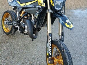 MOTO 125 CC SUPER MOTARD 2 TEMPS