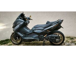 YAMAHA TMAX BLACK MAX 2014 VENDS ÉCHANGE