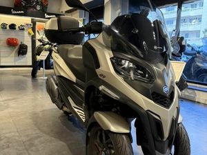 PIAGGIO MP3 530 HPE EXCLUSIVE