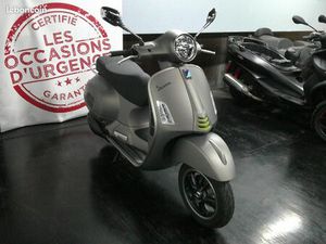 VESPA GTS 300 KEYLESS 2022 19700KM