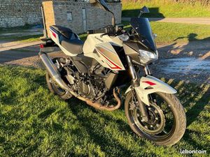 KAWASAKI Z400 FULL OPTIONS