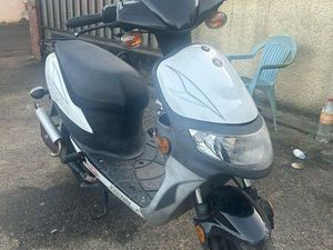 KEEWAY HURRICANE 50 CC