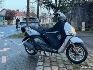VENDS SCOOTER MBK OVETTO 50 CC 4T ANNÉE 2011