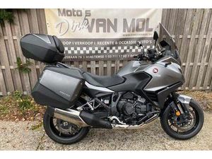 ② HONDA NT 1100 DCT AUTOMATIC ABS BJ 2022 ZGST VELE OPTIES