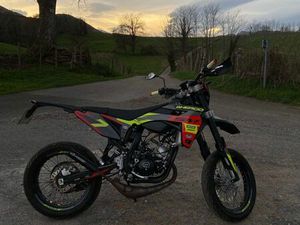 MOTO 50 CC SHERCO SM