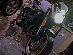 YAMAHA FZ8