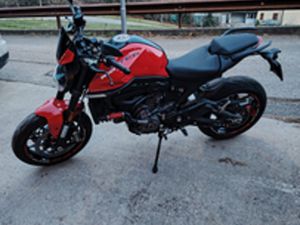 DUCATI MONSTER 937 PLUS