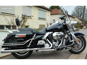 HARLEY DAVIDSON ROAD KING CLASSIC