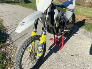 HUSQVARNA 250 FC MOTEUR NEUF