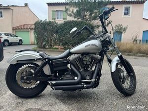 HARLEY DAVIDSON DYNA STREET BOB
