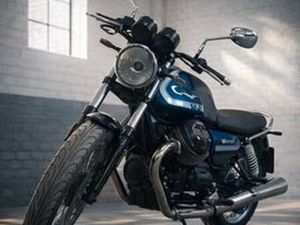 MOTO GUZZI V7 IV - 2021