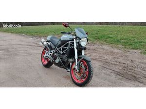 DUCATI MONSTER 916 S4