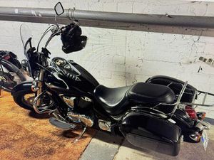 KAWASAKI VN 900 CLASSIC