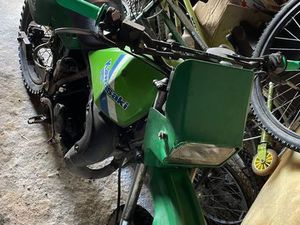 VENDO KAWASAKI KMX 125 CASTANHEIRA DE PÊRA E COENTRAL