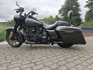 HARLEY DAVIDSON ROAD KING SPECIAL