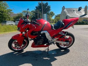 KAWASAKI Z750