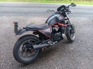 SUZUKI GSX 750 CR CAFE RACER