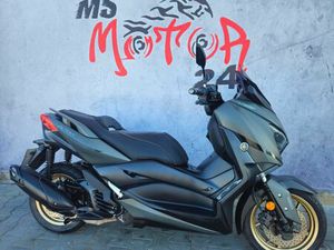 YAMAHA X-MAX