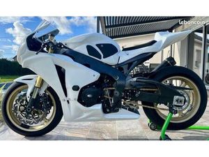 CBR 1000RR PISTE HONDA