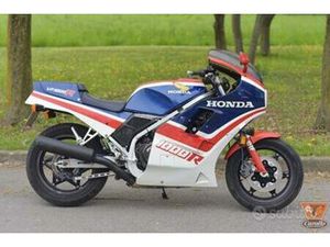 HONDA VFR 1000