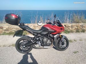 TRIUMPH TIGER 660
