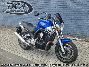 ② YAMAHA BT1100 BULLDOG