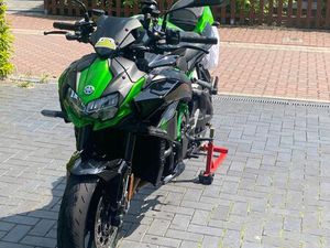 KAWASAKI Z H2, ZH2 MIT GARANTIE