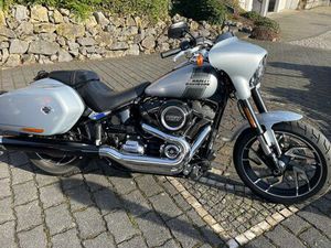 HARLEY-DAVIDSON SOFTAIL SPORT GLIDE 107