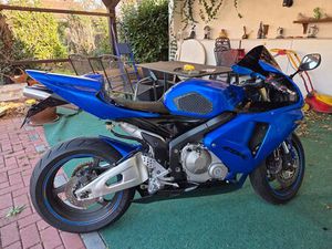 HONDA CBR 600 RR PC37