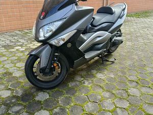 YAMAHA TMAX 500 CC SANTA MARINHA E SÃO PEDRO DA AFURADA