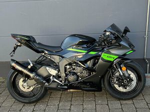 KAWASAKI NINJA ZX-6R