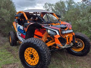 CAN-AM MAVERICK X3