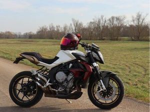 MV AGUSTA 675 BRUTAL A2