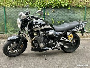 MOTO YAMAHA XJR 1300